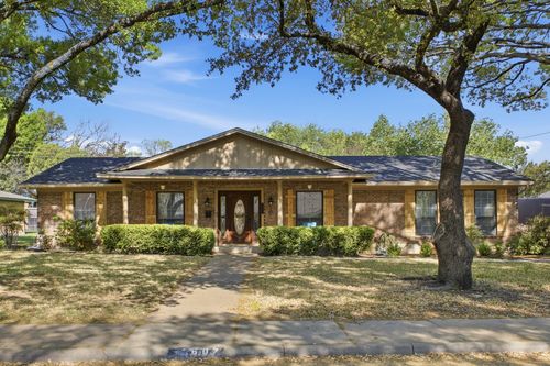1607 Little Creek Dr, Waxahachie, TX, 75165-1943 | Card Image