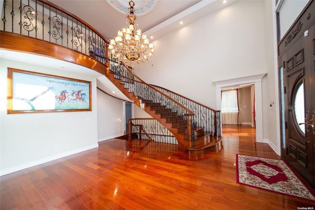 26-25 211 Th St, House other with 5 bedrooms, 7 bathrooms and null parking in Bayside NY | Image 5