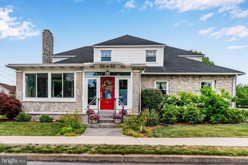 6 S 34th St, CAMP HILL, PA, 17011-4403 | Card Image