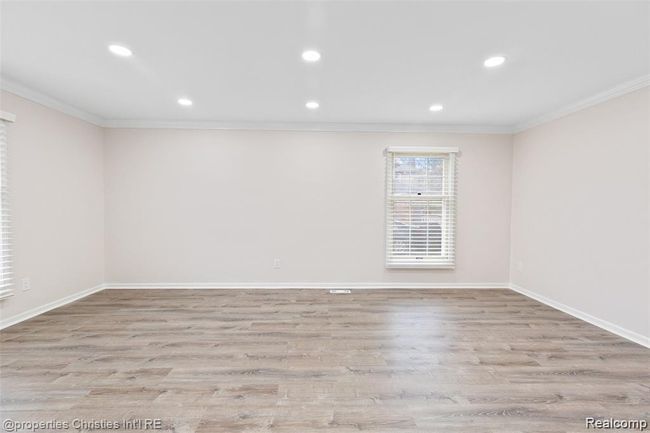 1710 Strickland Dr, House other with 4 bedrooms, 3 bathrooms and null parking in Bloomfield Hills MI | Image 18
