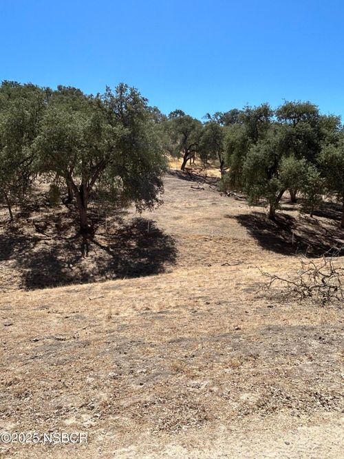 77517 Lowes Canyon Rd, San Miguel, CA, 93451 | Card Image