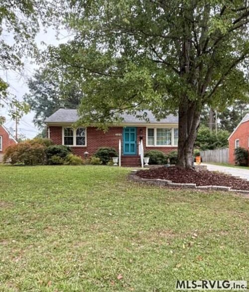 228 Charlotte St, Roanoke Rapids, NC, 27870-2112 | Card Image