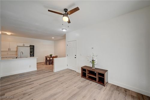 2048-5655 E Sahara Ave, Las Vegas, NV, 89142-2080 | Card Image