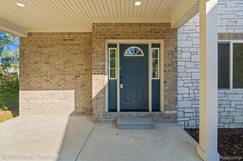 365 Hartland Dr, Troy, MI, 48083-5013 | Card Image