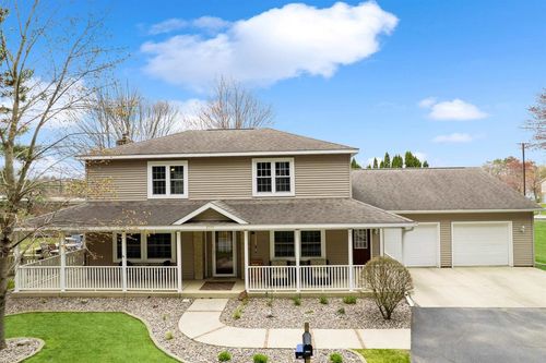 2591 Redpath Drive, Marinette, WI, 54143 | Card Image