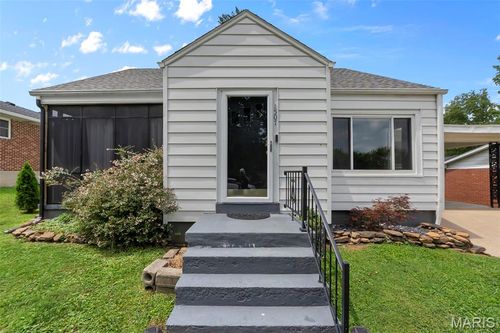 1507 N Henderson Street, Cape Girardeau, MO, 63701 | Card Image