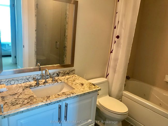 4905 - 33 Bay St, Condo with 3 bedrooms, 2 bathrooms and 1 parking in Toronto ON | Image 12