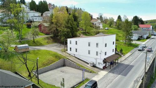 258 Spruce St, Thomas, WV, 26292-7748 | Card Image
