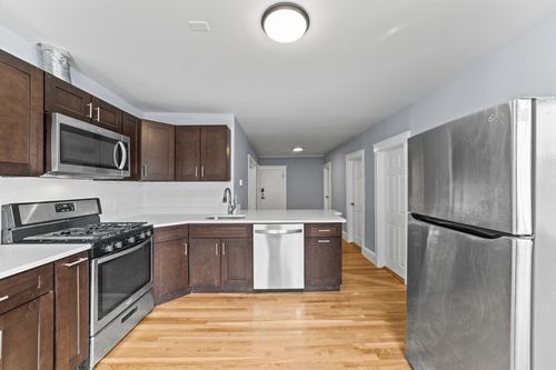 2-516 Washington St, Boston, MA, 02135-2955 | Card Image