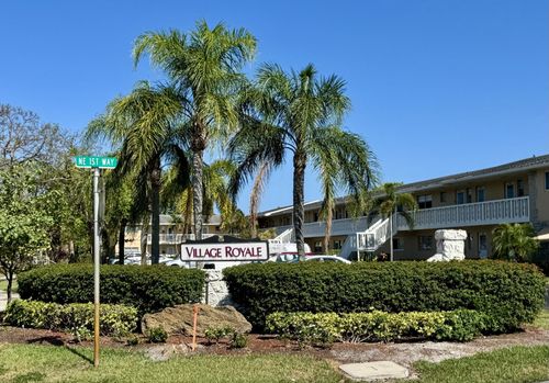 204-2222 Ne 1st 204 Way, Boynton Beach, FL, 33435 | Card Image