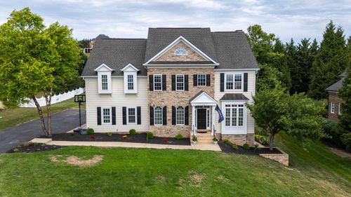 326 Claremont Ave, ROCKINGHAM, VA, 22801-2372 | Card Image
