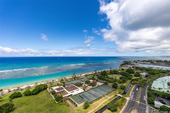 APT-3204 - 1330 Ala Moana Blvd, Condo with 2 bedrooms, 2 bathrooms and 2 parking in Honolulu HI | Image 22