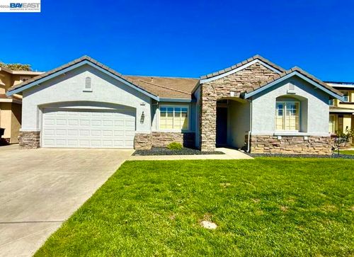 790 Everglades Ln, Tracy, CA, 95377 | Card Image