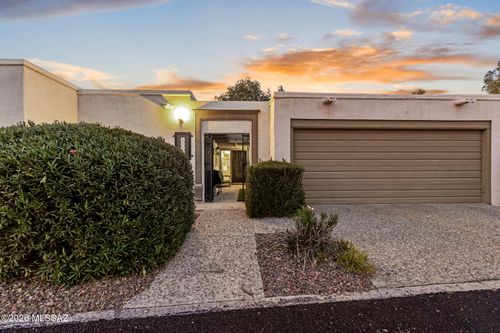 6777 E Dorado Ct, Tucson, AZ, 85715-4740 | Card Image