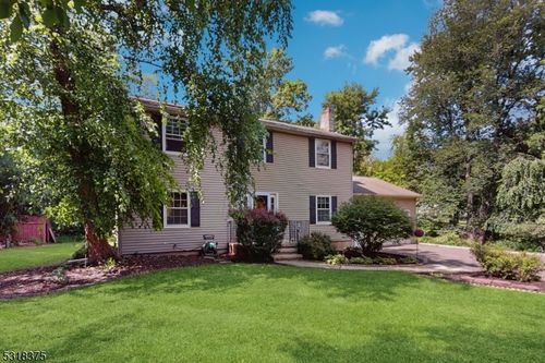 50 Robbins Rd, Branchburg, NJ, 08876-3711 | Card Image