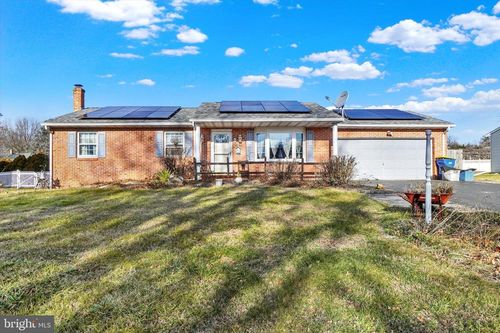 2755 Willapa Dr, DOVER, PA, 17315-4652 | Card Image