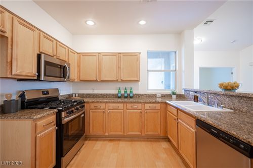 apt-204-904 Duckhorn Ct, Las Vegas, NV, 89144-0867 | Card Image