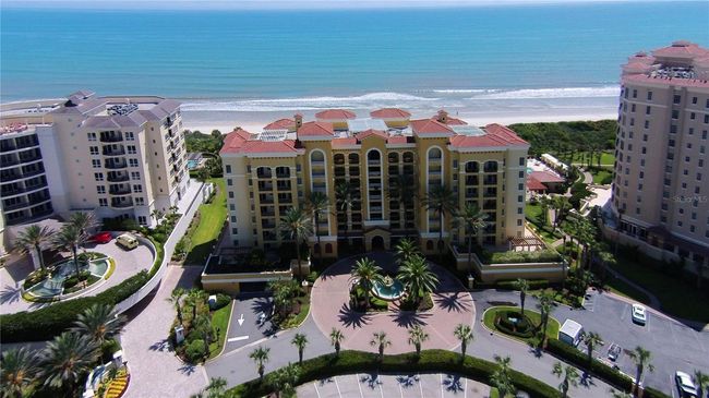 Direct Oceanfront | Image 37