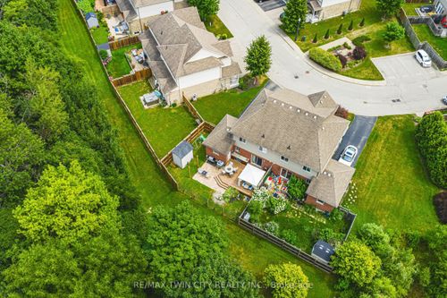 2-214 Snyder'S Rd E, Baden, ON, N3A0A6 | Card Image
