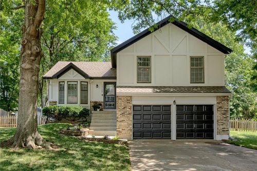 16108 125th Ter, Olathe, KS, 66062-1190 | Card Image