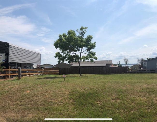 320 Coco Loop, Home with 0 bedrooms, 0 bathrooms and null parking in Pointblank TX | Image 4