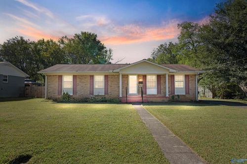 2012 Haynes Ave Ne, Huntsville, AL, 35811-2320 | Card Image