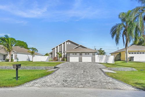 991 Consolata Ave, Port Saint Lucie, FL, 34953-2878 | Card Image