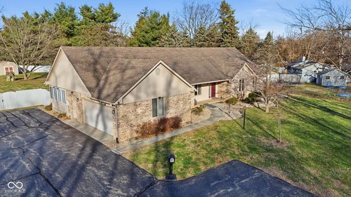 17629 Cherry Tree Road, Noblesville, IN, 46062 | Card Image