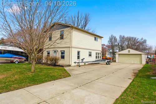 37886 Sunnybrook St, Harrison Township, MI, 48045-2783 | Card Image