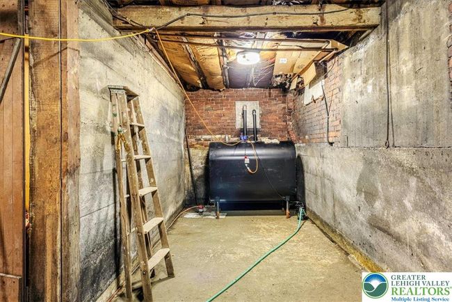 Oil Tank | Image 42