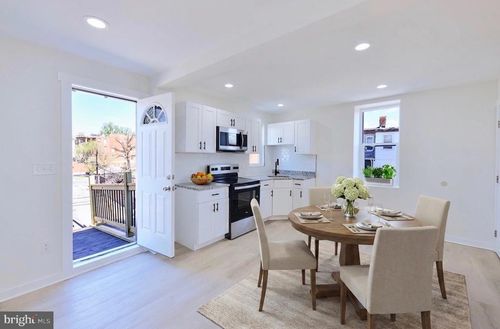 4-2330 Bryant Ave, BALTIMORE, MD, 21217-1907 | Card Image