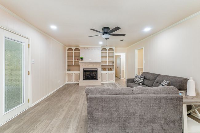 542 Forrest Ln, House other with 3 bedrooms, 3 bathrooms and null parking in Corsicana TX | Image 12