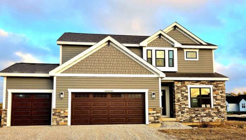 6625688 Big Sky Dr, Sussex, WI, 53089 | Card Image