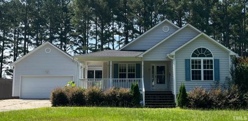 197 Lassiter Farms Ln, Clayton, NC, 27520-5982 | Card Image