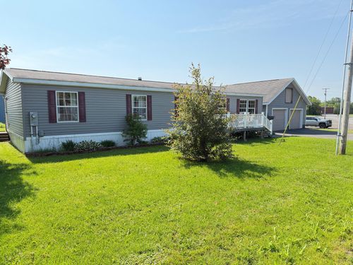 16 Ward St, Presque Isle, ME, 04769-2511 | Card Image