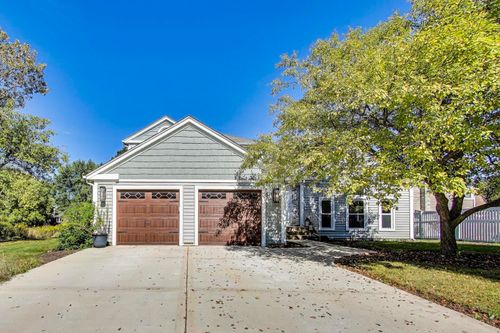 1910 Baltimore Dr, Elk Grove Village, IL, 60007-7073 | Card Image