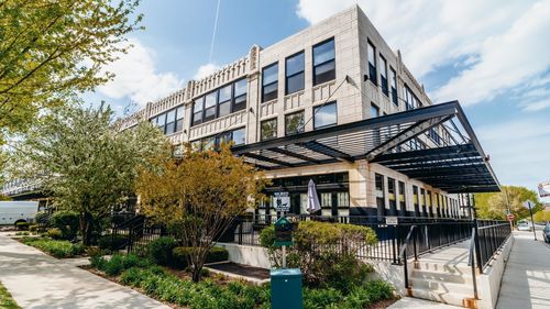 230-1000 W 15th St, Chicago, IL, 60608-1864 | Card Image