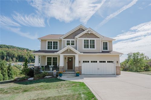 105 Crystal Dr, Indiana, PA, 15701-9723 | Card Image