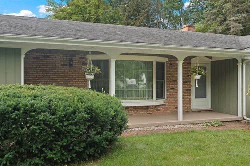 10765 W Liberty Ave, Beach Park, IL, 60099-3585 | Card Image