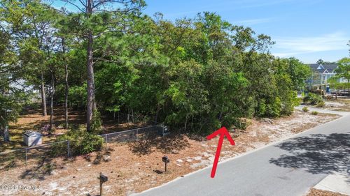 48 Se 48th St, Oak Island, NC, 28465 | Card Image