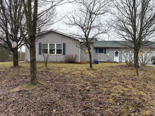 8392 Huff Rd, Bellevue, MI, 49021-8205 | Card Image