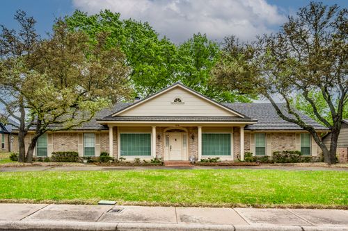 1210 Coventry Ln, Duncanville, TX, 75137-2009 | Card Image