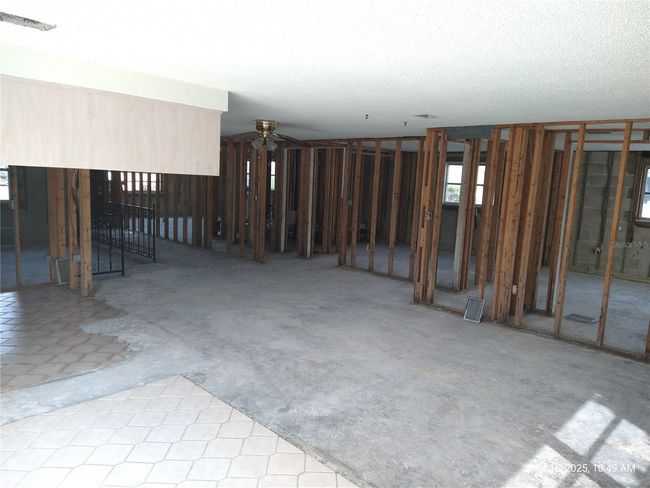 13610 Claudia Dr, House other with 3 bedrooms, 2 bathrooms and null parking in HUDSON FL | Image 8