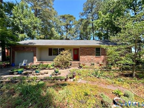 106 Windmere Dr, Colonial Heights, VA, 23834-2149 | Card Image