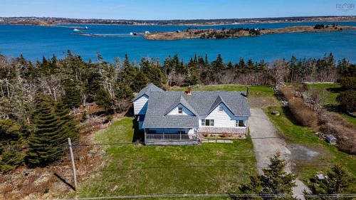 1415 Highway 304, Cape Forchu, NS, B5A5G7 | Card Image