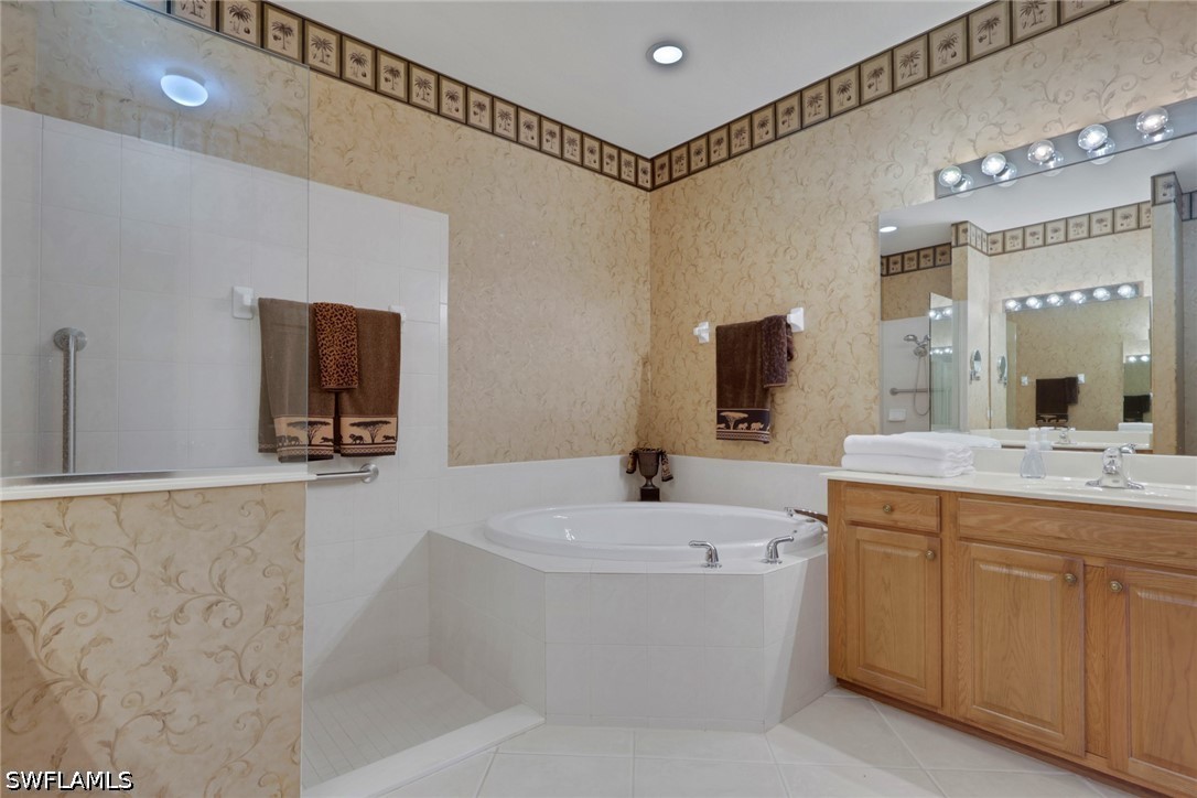 Residential in Naples 5