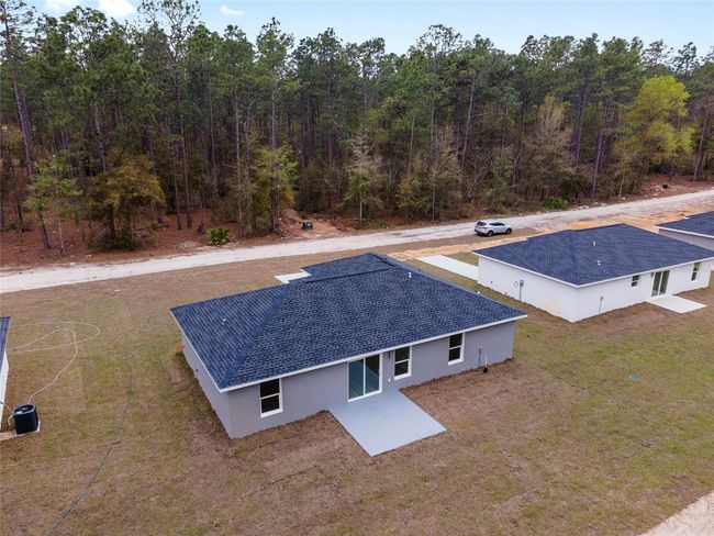 13568 Sw 109 Th Ln, House other with 3 bedrooms, 2 bathrooms and null parking in Dunnellon FL | Image 6