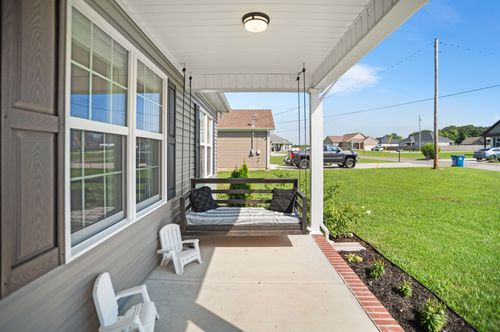 32 Saddle St, Manchester, TN, 37355-6922 | Card Image