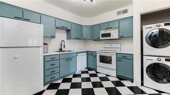 4516 Broadway #302 Boulevard, Condo with 2 bedrooms, 1 bathrooms and null parking in Kansas City MO | Image 6