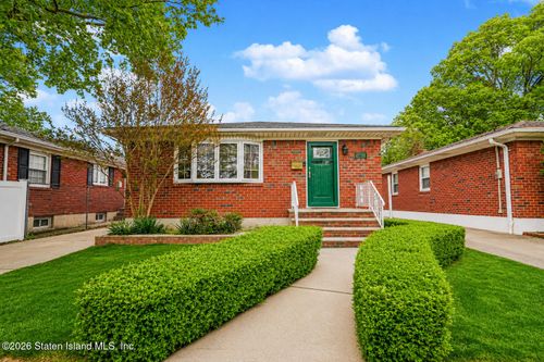 185 Reno Avenue, Staten Island, NY, 10306 | Card Image
